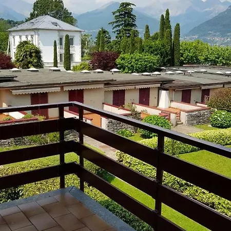 The Park On The Lake With Pool Apartman Colico