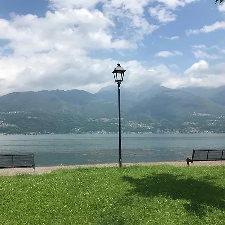Apartman The Park On The Lake With Pool Colico