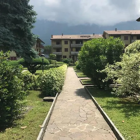 Apartman The Park On The Lake With Pool